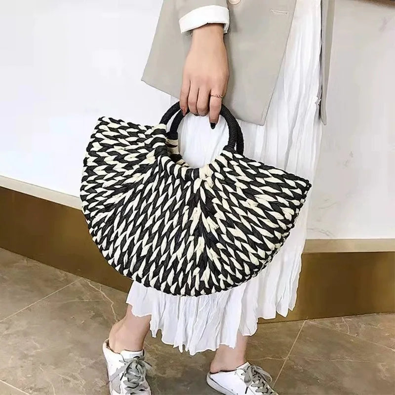 Simple All-Match Handbag Ladies 2024 New Handbags Women Round Bucket Straw Bag Korean Handmade Woven Basket Rattan Handbag