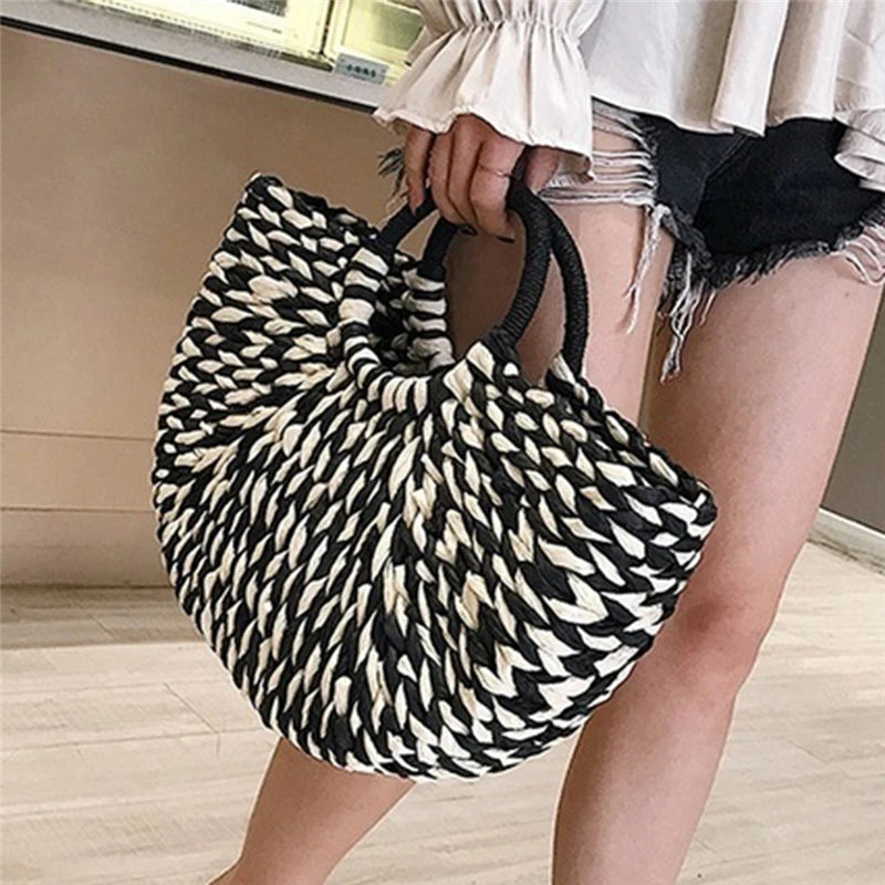 Simple All-Match Handbag Ladies 2024 New Handbags Women Round Bucket Straw Bag Korean Handmade Woven Basket Rattan Handbag